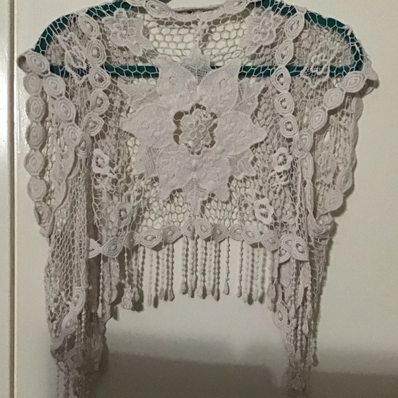 Vivid Collection Of NY Crochet BOHO Chic Knit Top - Picture 2 of 4